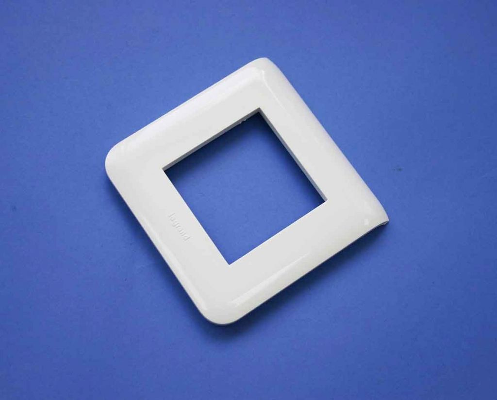 Рамка Legrand [ 78802 ] (Mosaic, 2M (два модуля), белая)